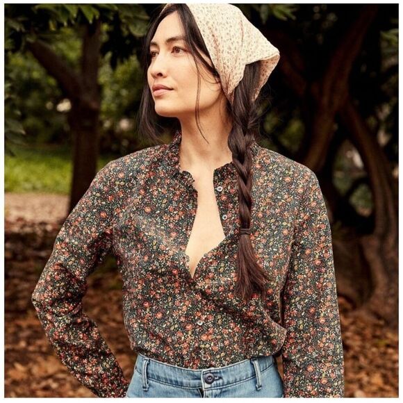Doen Women’s Dark Floral Petit Jardin Ruffle Collar Button Up Blouse - Picture 1 of 11